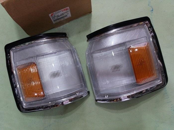 LAMPU SEN KIJANG GRAND 2BUAH(LIST SILVER)