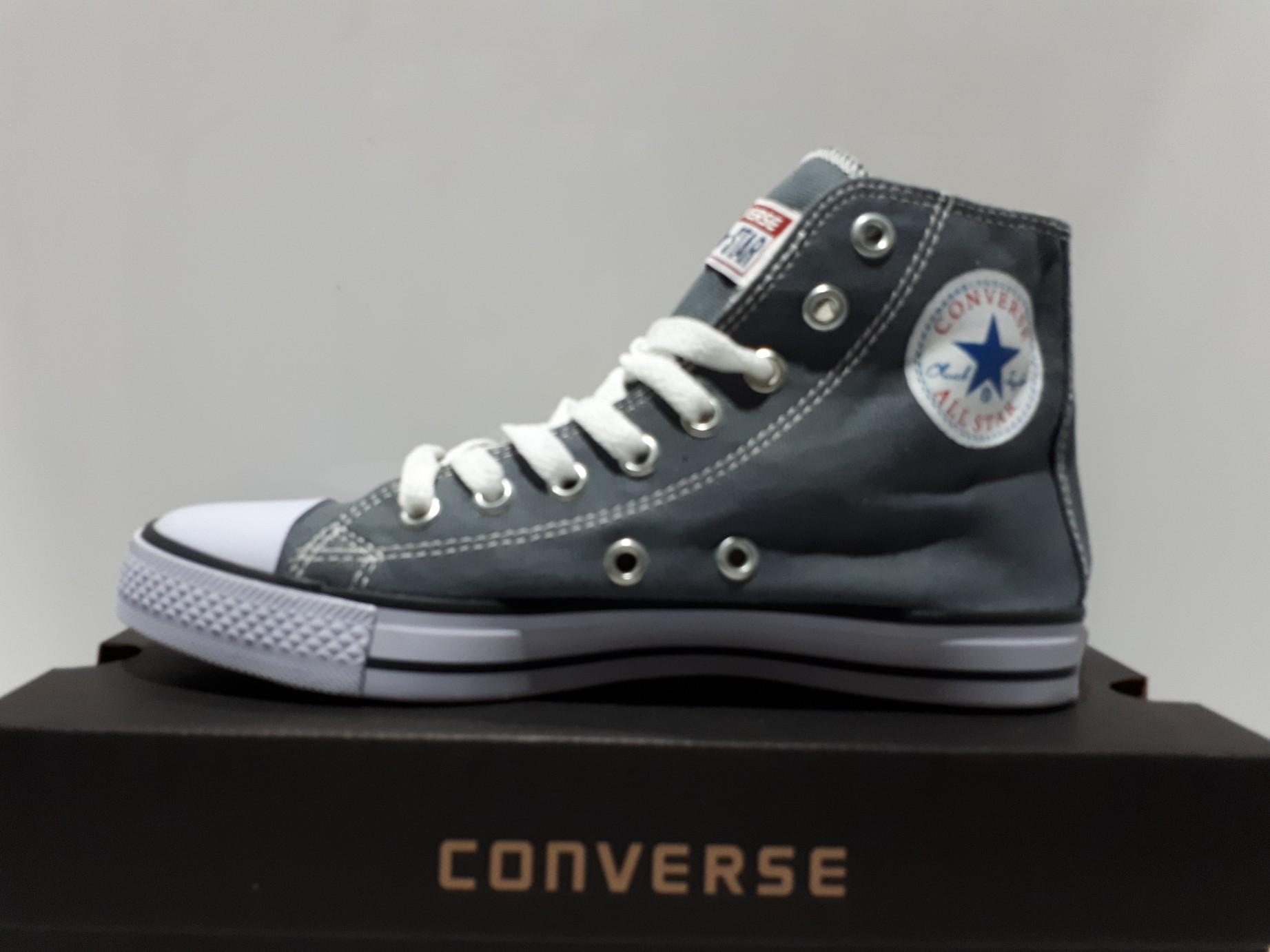 Sepatu kanvas allstars unisex sepatu pria dan wanita