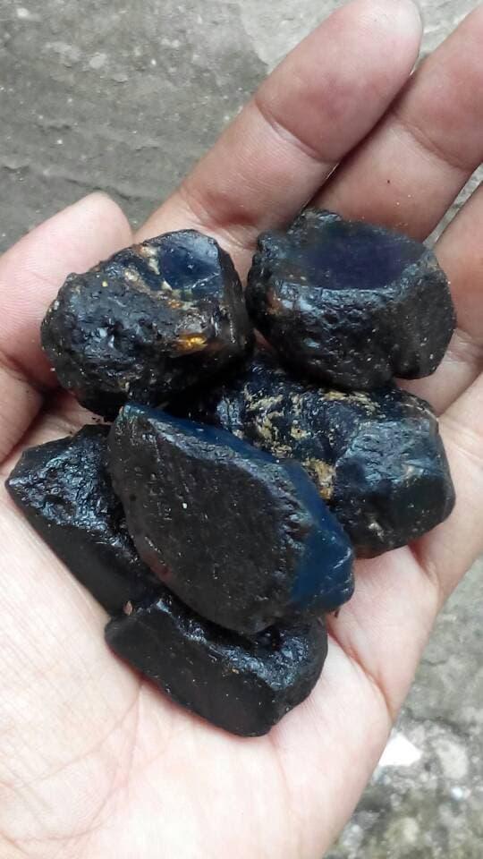 HARGA SPESIAL!!! Rough / Bahan Fossil Getah Katilayu Cirebon