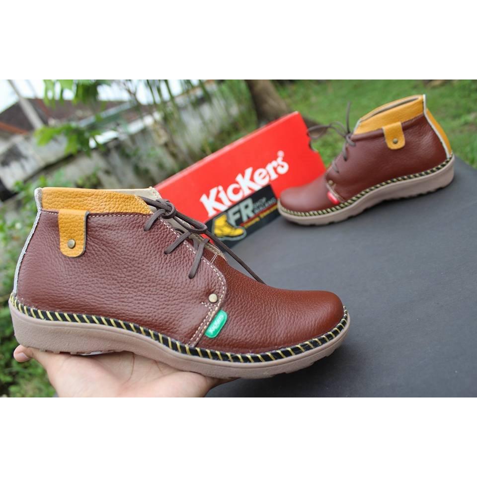 Sepatu Boots Kickers Wanita Berbagai Warna dan Ringan