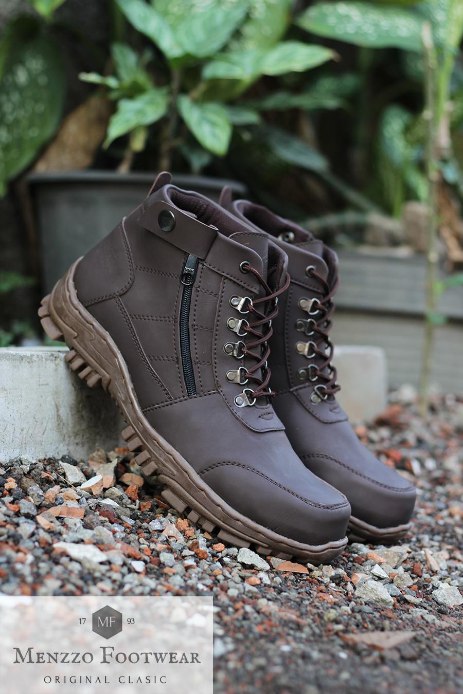 Menzzo Footwear sepatu boots crocodile coklat safety proyek lapangan hiking touring tracking kerja proyek formal