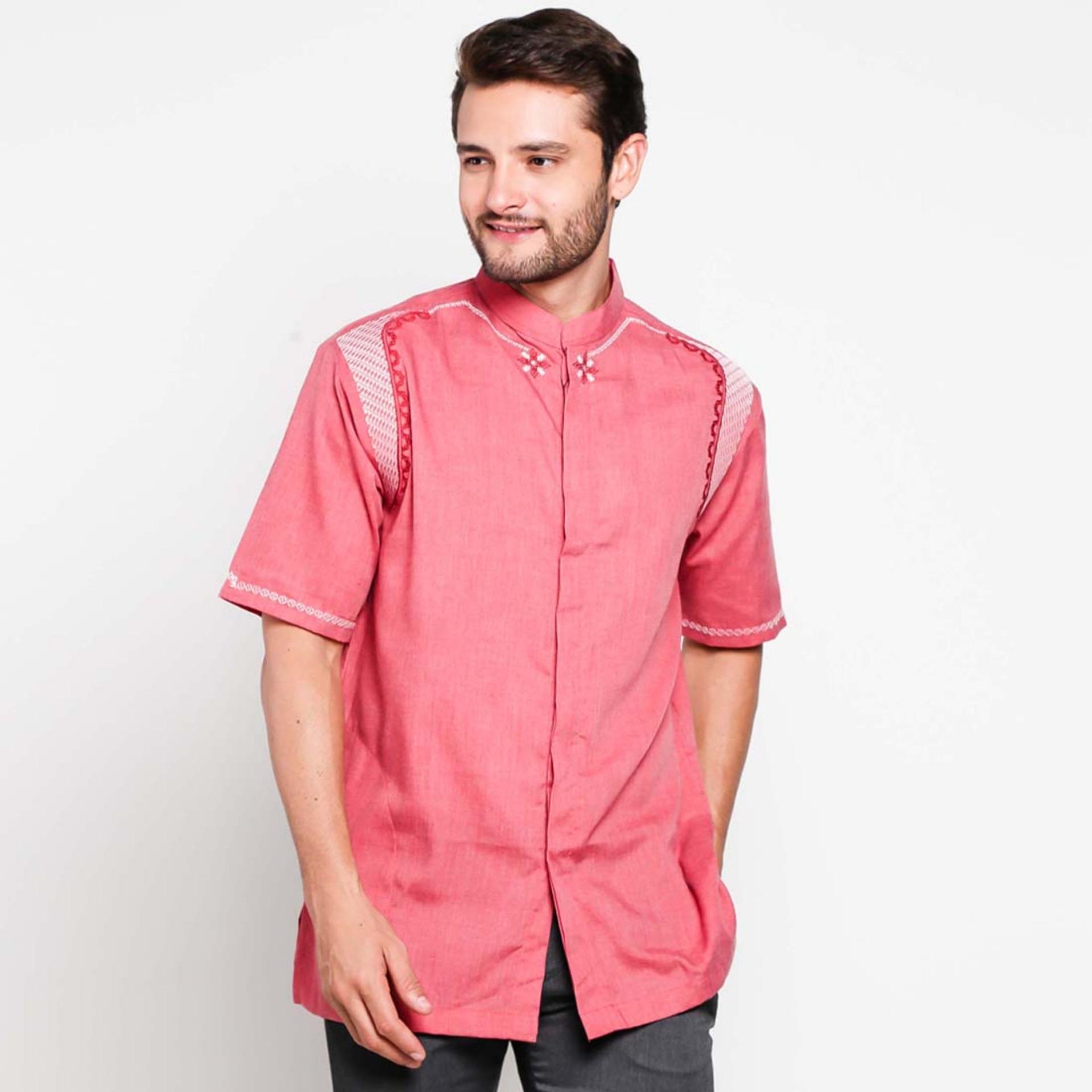 Batik Distro K8127 Kemeja Pria Bordir Shanghai Pendek - Merah
