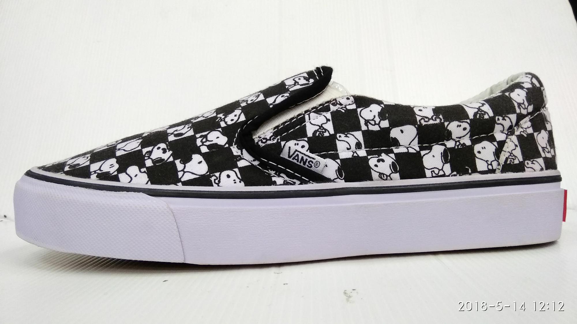 Slip on terlaris wanita color family snopy