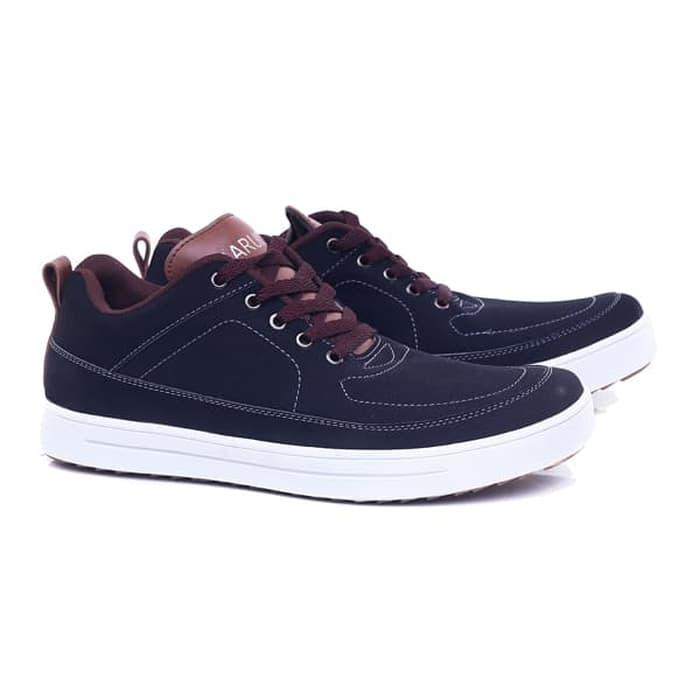 Sepatu pria/sepatu laki-laki Sneaker Skate Black Sepatu Kets Casual Main Sekolah model terbaru keluaran terbaru harga murah kualitas bagus warna hitam