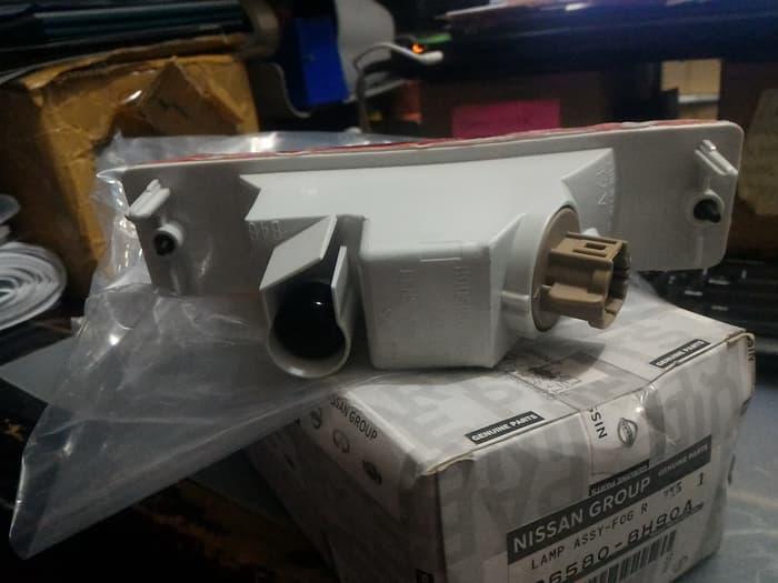promo murah Xtrail T30 Lampu Stop Bumper Belakang Tengah FOG 100% ORI 26580-8H90A