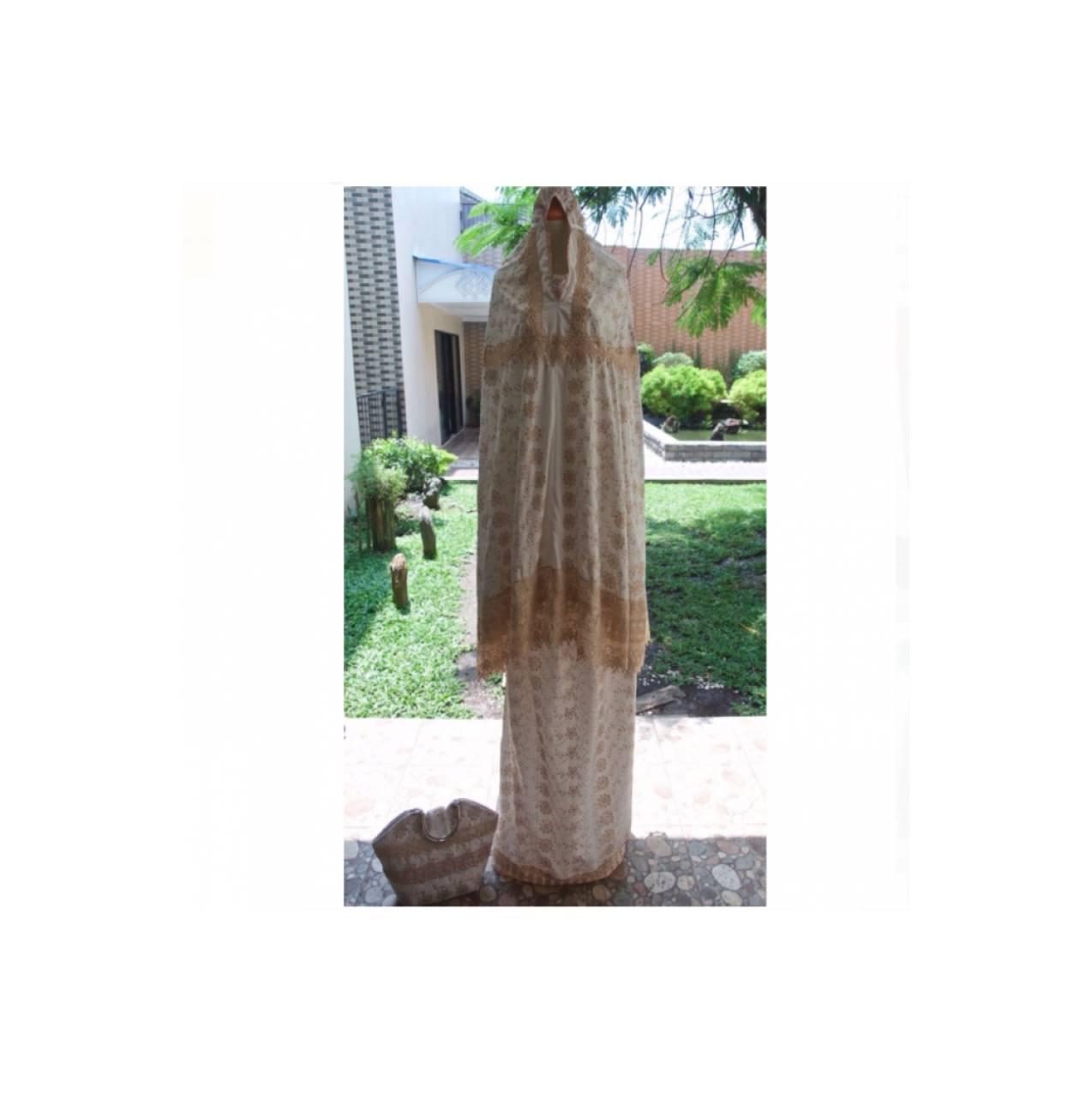 MUKENAH MUSLIMAH PREMIUM SUTRA PARIS PREMIUM LATIFAH