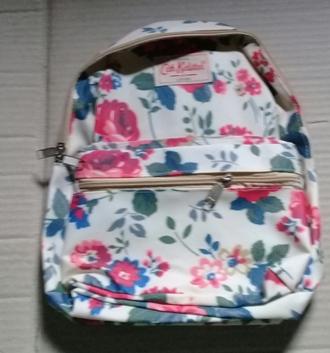 Tas Ransel - Cath Kidston Karakter Bunga -Putih