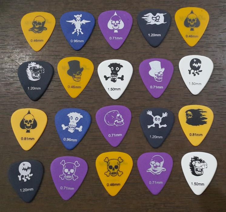Pick Gitar Skull Karakter 3 Pcs Pik Alat petik