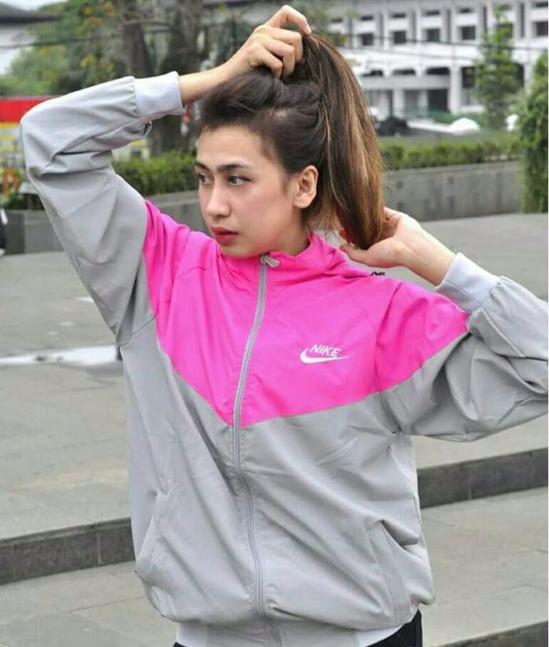 JAKET PARASUT NIKE PINK ABU MUDA