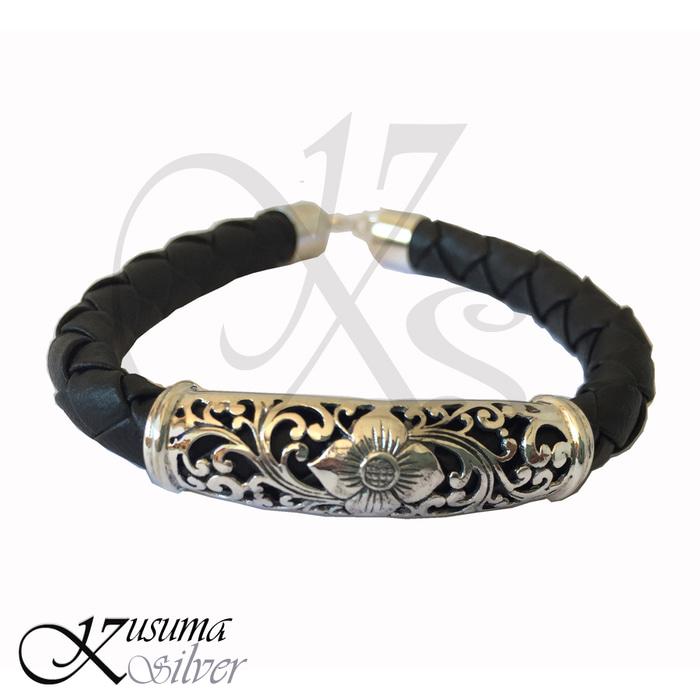 Gelang Bracelet Wanita Cewek Perak Silver Kulit Leather Ukir Bunga