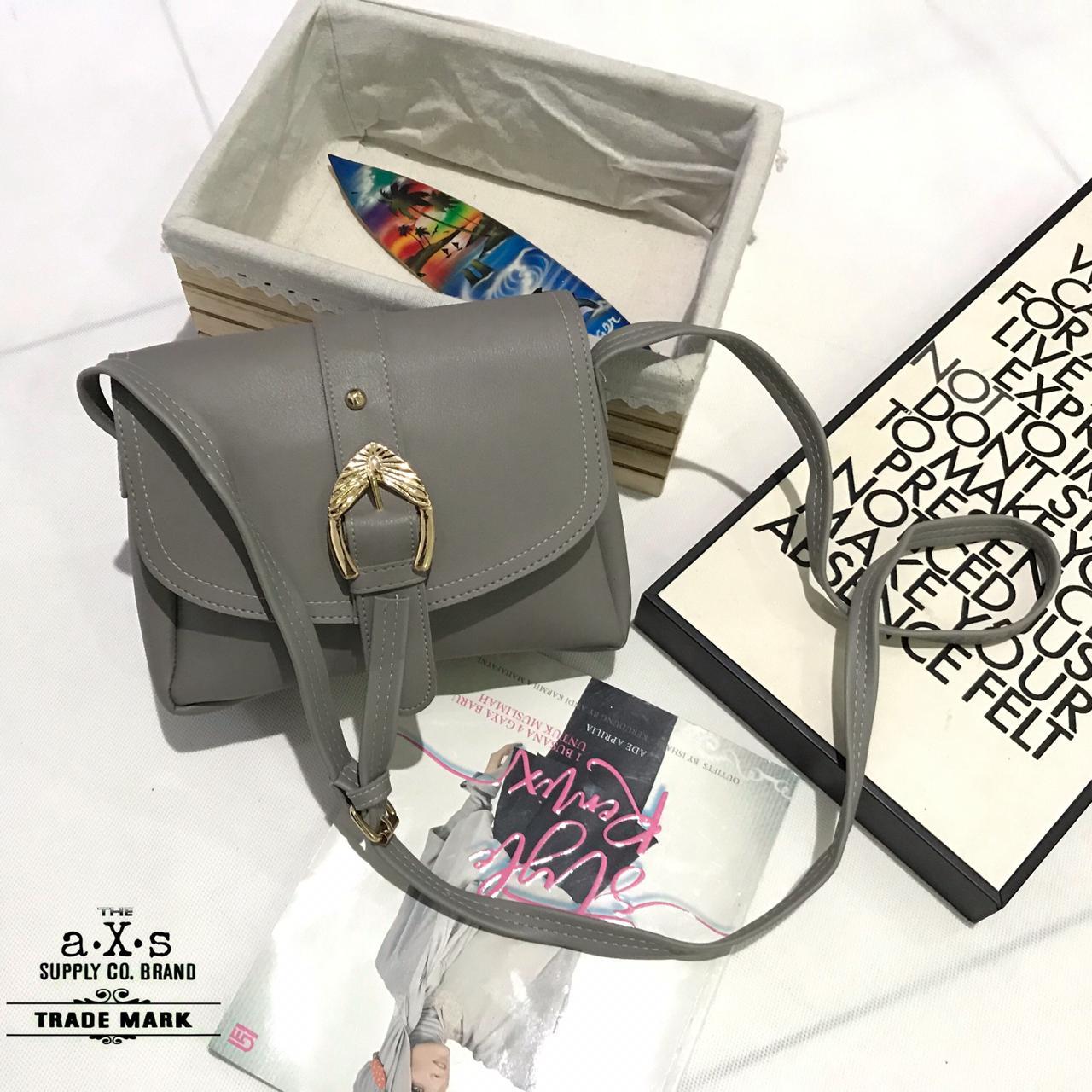 AGODIAK_ID SLINGBAGS MINISO