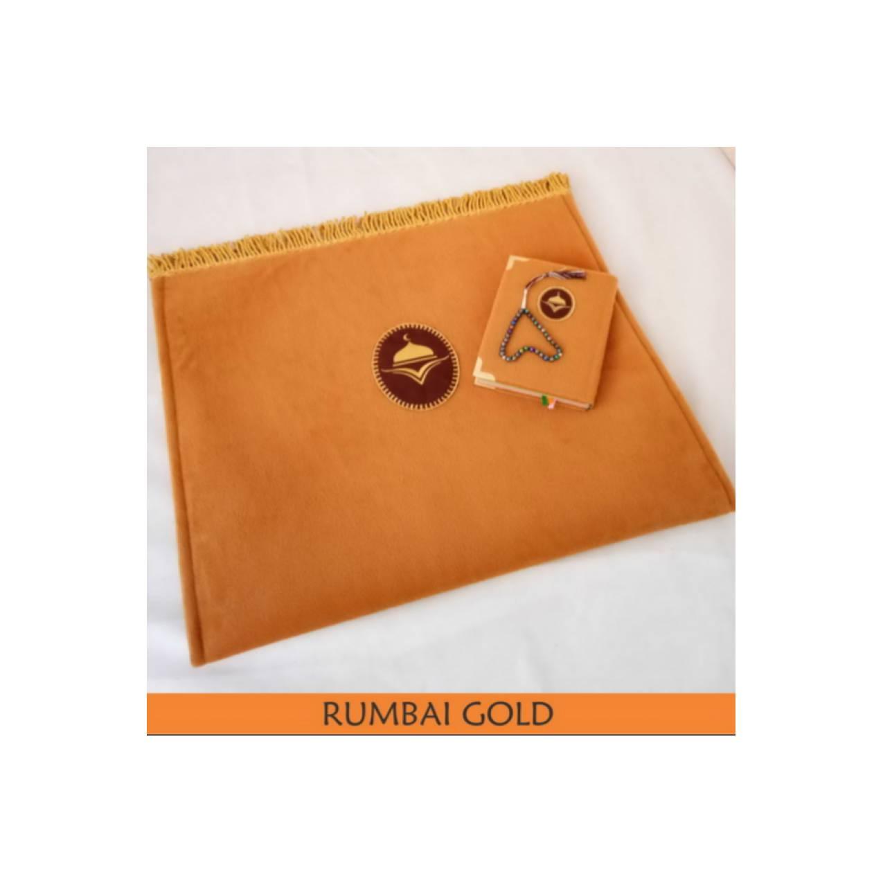 PAKET SAJADAH GOLD SIZE ( M ) DAN ALQURAN TERJEMAHAN FREE TASBIH