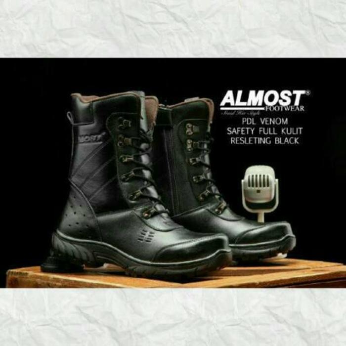 Sepatu Boots Safety Almost PDL Venom Pria