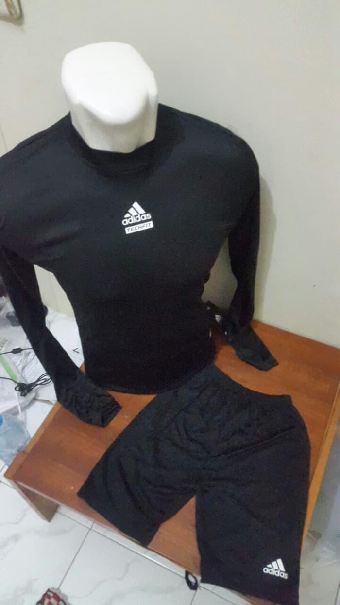 MURAH...HARGA SEPERTI GROSIR MURAH,TERBARU,TERLARIS DI PASARAN,MODEL MASA KINI PAKET BASELAYER CELANA MANSET LONGSLEEVE FUTSAL FITNESS PAKET BASELAYER + CELANA Bahan : Hyget Baloon,bahan nyerap keringat Adem dan nyaman pada saat dipakai.Tidak membuat ger
