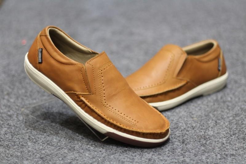 SEPATU KETS KULIT CASUAL SEPATU PRIA SNEAKERS LEATHER KULIT ASLI CEVANY BARBARA KASUAL KULIAH KERJA SANTAI BOSS