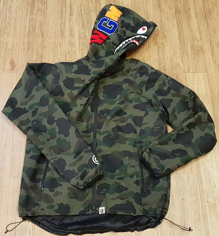 Harga Spesial!! Jaket Parasut Bape Super Mirror Quality - ready stock