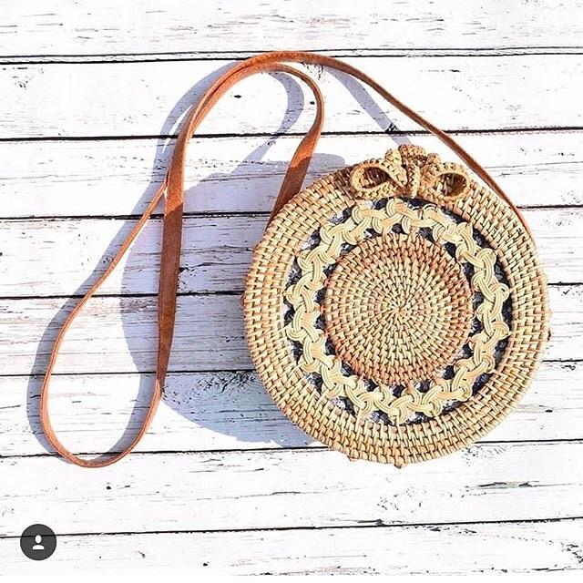 Tas Rotan Bulat Bag Rattan Ate Handmade Sling Beach Gendis Cream Pita / Klip 20cm