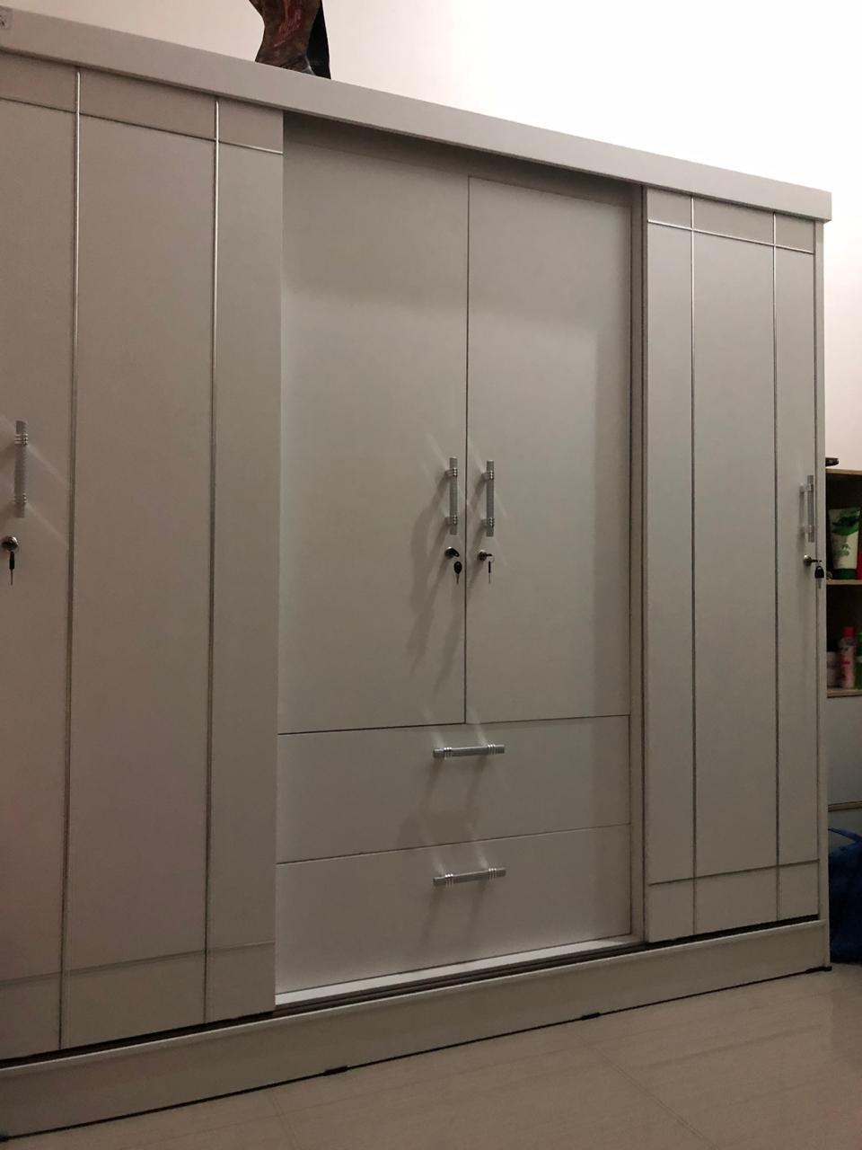 Lemari Pakaian 4 Pintu Sliding Minimalis