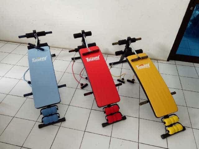 Harga Spesial!! Merk Sit Up Bench Kursi Papan Situp Yang Bagus Total Fitnes New - ready stock