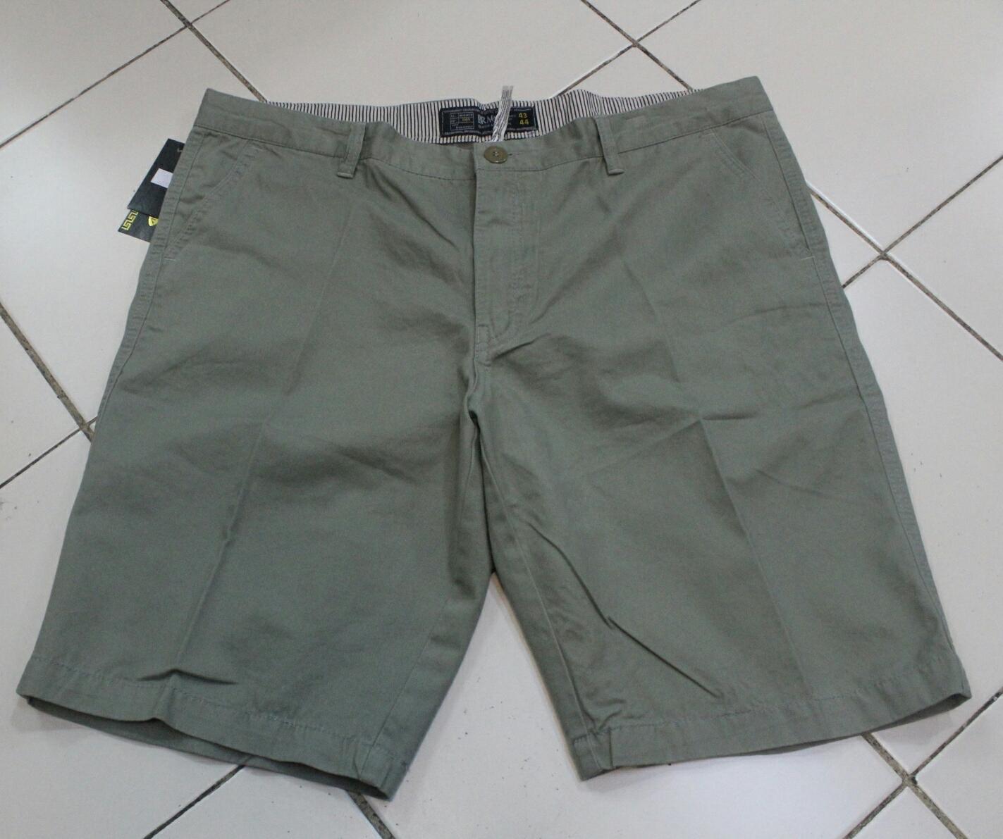 Celana Pendek Jumbo Celana Santai