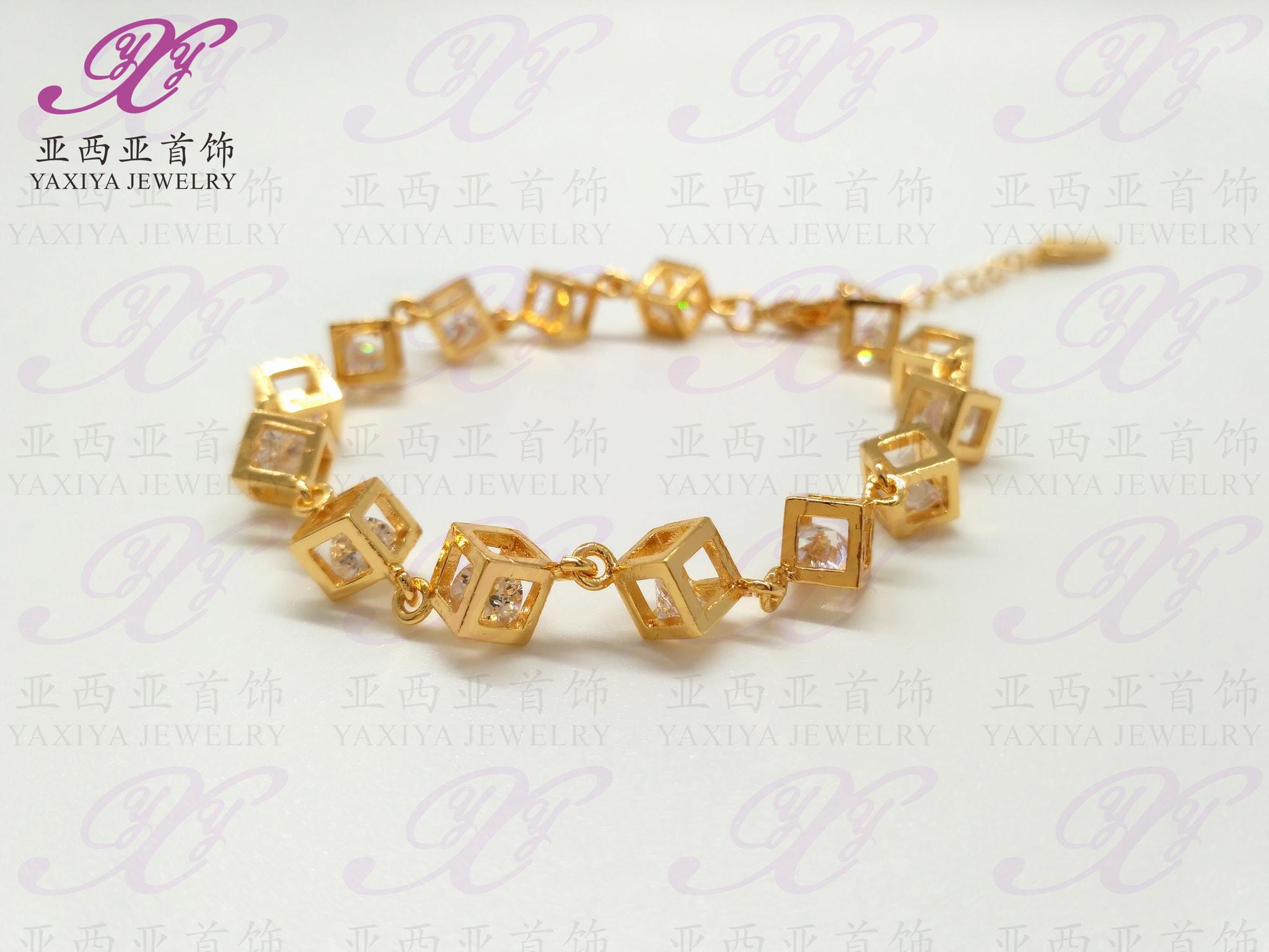 Gelang lapis emas Jurai Box of jewels Perhiasan imitasi 18k Yaxiya 211