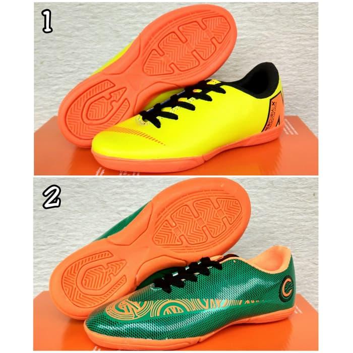 Sepatu Futsal Anak Nike Size: 28-32
