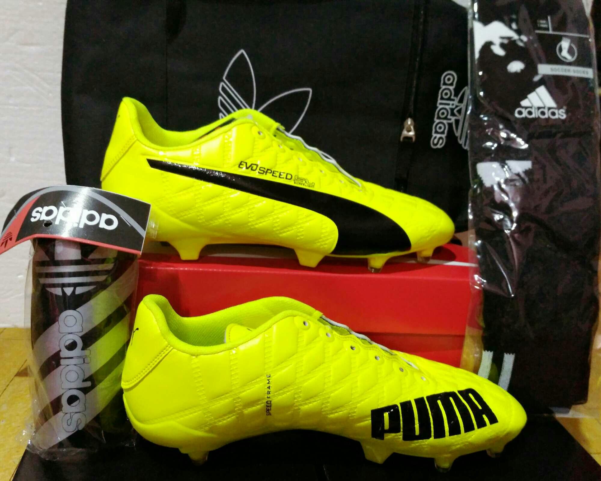 Sepatu bola puma sol original bahan komponen bonus tas deker dan kaoskaki