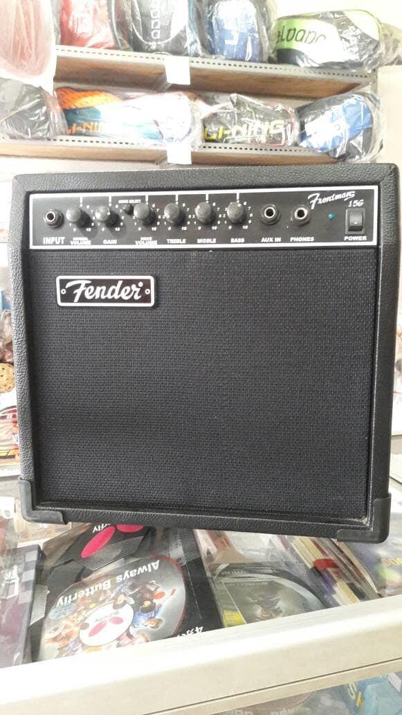 Popularitas Terlaris Amplifier/ Ampli gitar Akustik dan Bass Fender