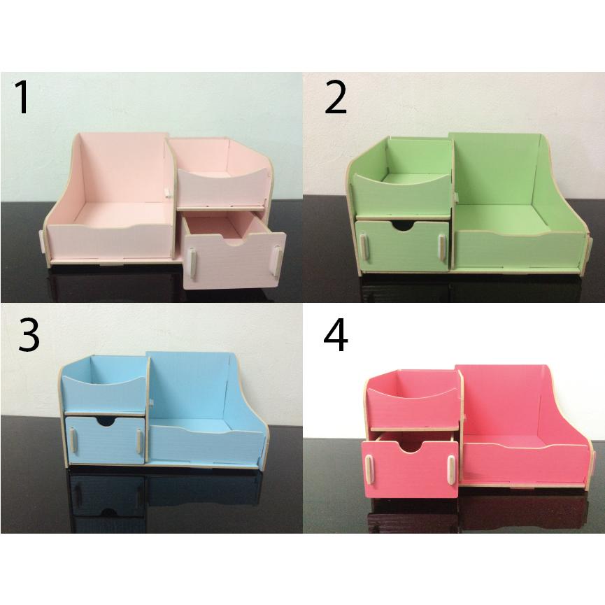 Rak Kotak Perhiasan Peralatan make up kosmetik desktop storage box YA5 - Merah Muda Rak Kotak Perhiasan Peralatan make up kosmetik desktop storage box YA5 Rak Kotak Perhiasan Peralatan make up kosmetik desktop storage box YA5 - Merah Muda Rak Kotak Perhiasan Peralatan make up kosmetik desktop storage box YA5