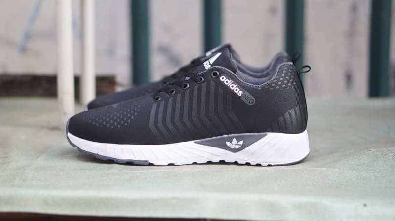 Sepatu Sneakers Pria Casual Santai Jogging Running Olahraga Futsal Kets Slip On the best quality Kuliah Kerja Hangout Import - Bayar Di Tempat ( COD )