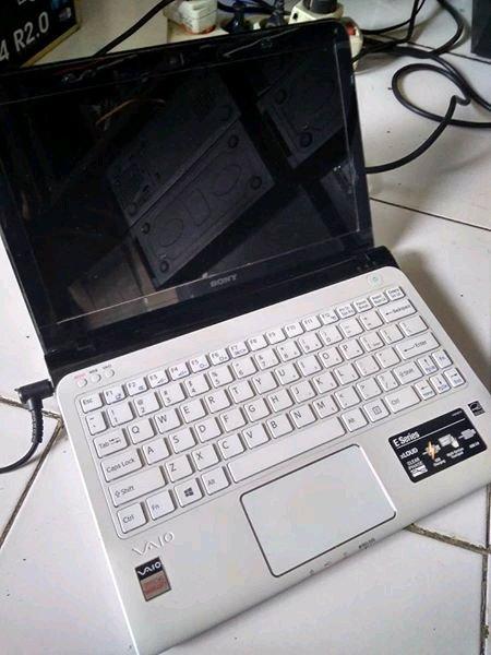 CARI LAPTOP MATOT ATAU CASING SONY VAIO SVE11