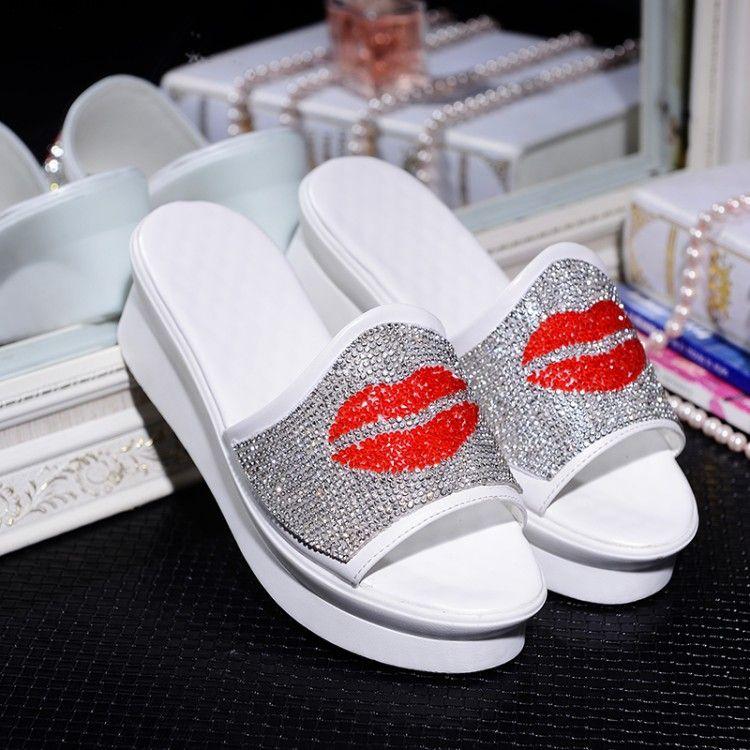 Lipstik Musim Panas Sendal Kasual With Sol Tebal (Putih)