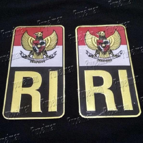 2pcs Aksesoris Mobil Emblem Logo Pelat Plat Mobil Garuda RI Stiker Sticker Body Bodi mobil motor BR-V Livina Jazz Datsun Go+ Panca Yaris Karimun Etios Starlet Swift Mazda 2 March Juke Ford Fiesta BMW