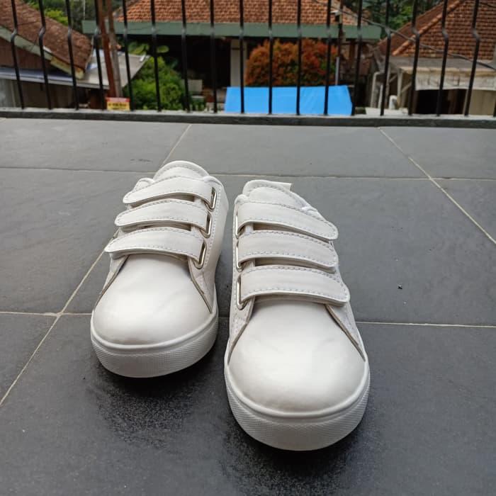 SEPATU KETS PREPET YS05 PUTIH1HITAM