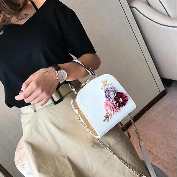 SQ8009 Tas Selempang Fashion Import Wanita Slingbag Tas Batam Impor Tas Korea Tas Kekinian Slingbag Santai Kasual Summer Tas Bunga Floral Flowery High Quality B389 B98775 LT1192 BQX1898 KPC8009 FB8775 Shoppingqueen.os