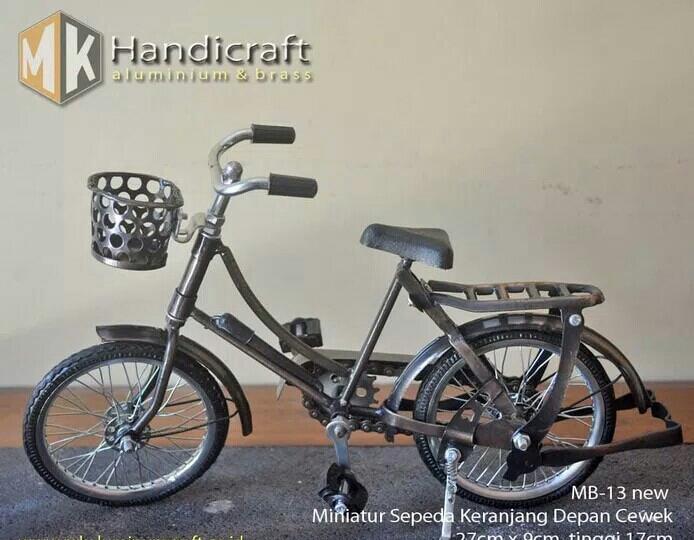 Best Seller - Diecast Miniatur Sepeda Jawa Keranjang Depan Cewek - MK Aluminium - Miniatur Sepeda Terlaris