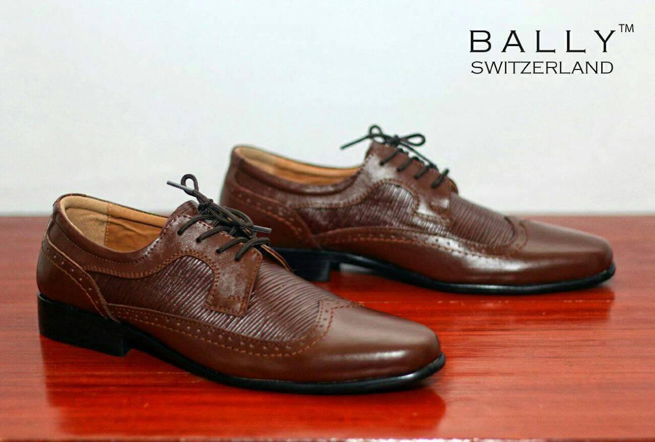 Sepatu Dinas Kantor Pria untuk kerja / sepatu Kulit