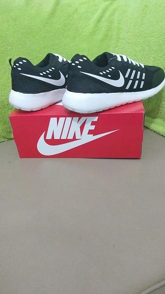 Sepatu Pria Sneaker/Sepatu Running/Sneaker Sport Run/Sepatu Olah Raga Kekinian-HIGH QUALITY