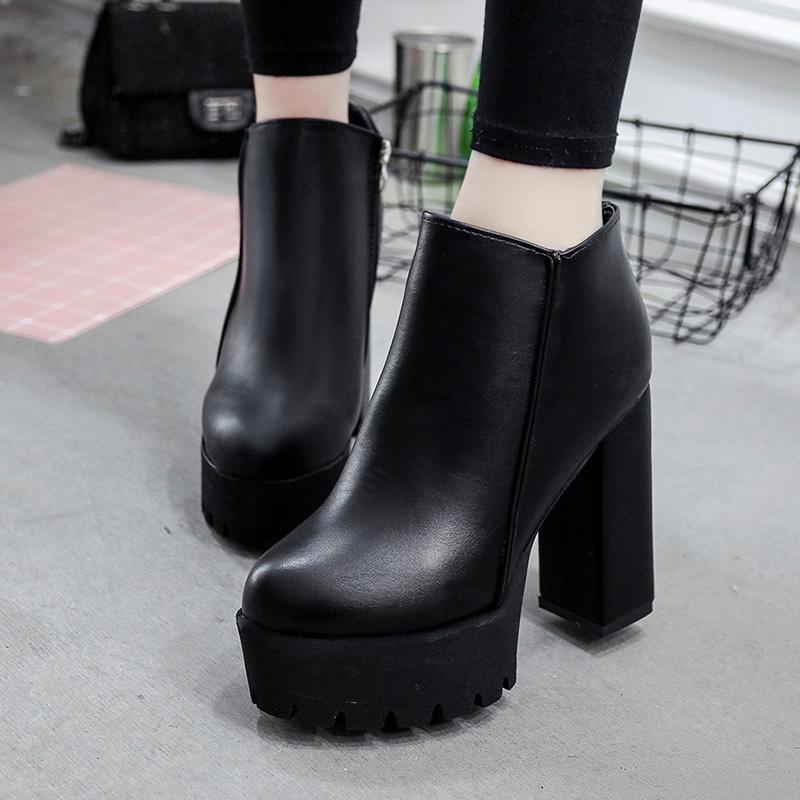 Eropa Station Bot Pendek Musim Gugur atau Dingin Pointed untuk Sepatu Tumit Wanita (Model Wanita + Hitam 720058)