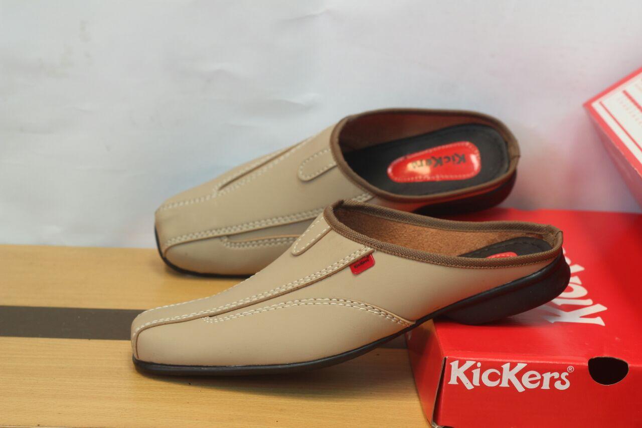 Sepatu Sandal Pria Slipon /Sepatu Pria Kasual /Sepatu Formal/Sepatu Slop Kode CF -02/Sepatu Kicker Navona