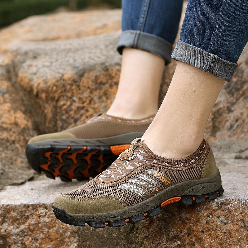 EU39-46 Sepatu Olahraga Ukuran Besar Pria Berkualitas Tinggi Sepatu Daki Gunung Super Bernapas Sepatu Malas Malas Sepatu Jala Olahraga Pria sneakers Daki Gunung Sepatu Malas Selip-On Loafer Jaring Sepatu