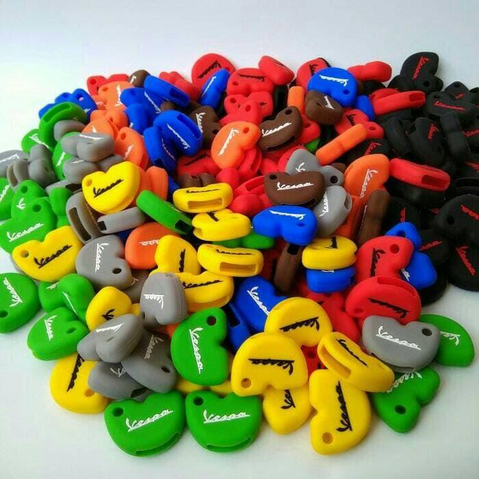 Vespa silikon remote key cover kondom kunci