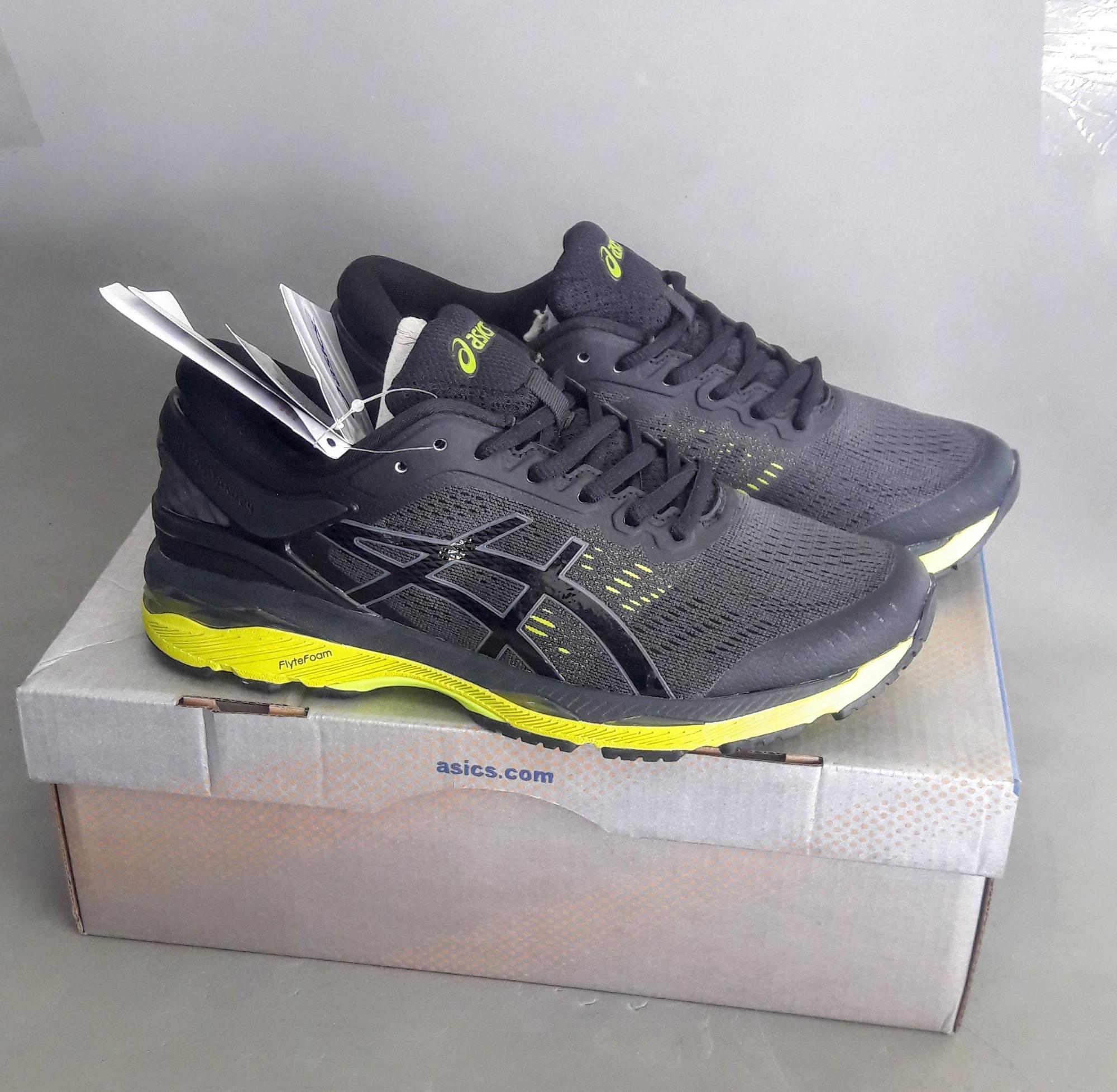 Sepatu volly asics gel kayano