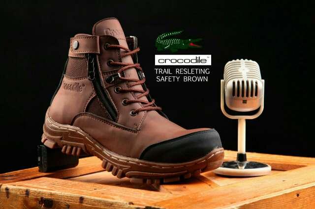 SEPATU BOOT PRIA CROCODILE TRAIL SAFETY TRACKING HIKING GUNUNG KERJA PROYEK PDH PDL SAFETY SHOES TOURING CASUAL SNEASKERS FORMAL SPORT PRIA DAN WANITA