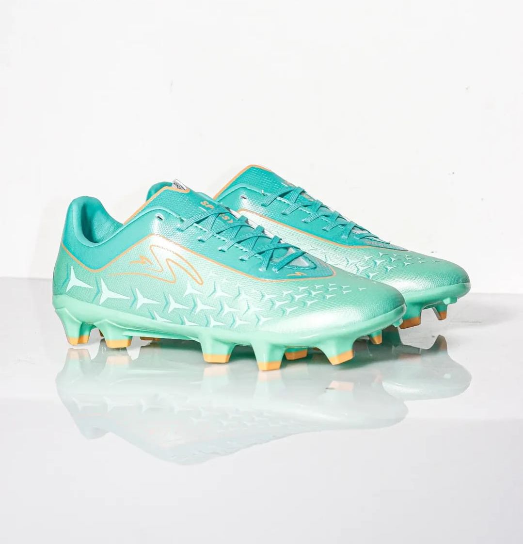 sepatu bola nike hypervenom phantom