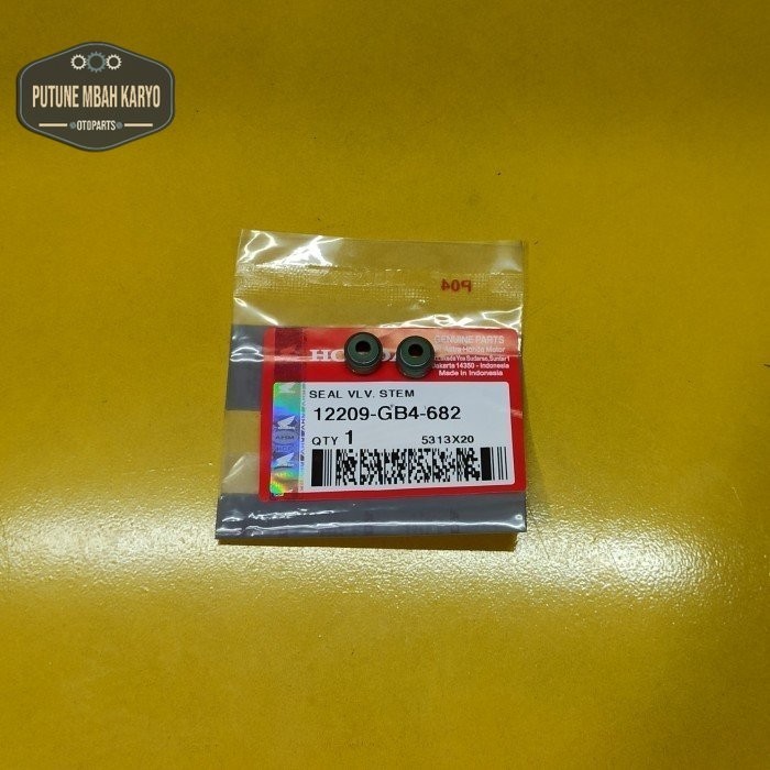 Seal Klep Karet Penyetel Klep Honda Grand Beat Kharisma Supra Vario GB4 Harga 5,835 rupiah*Gratis Ongkir