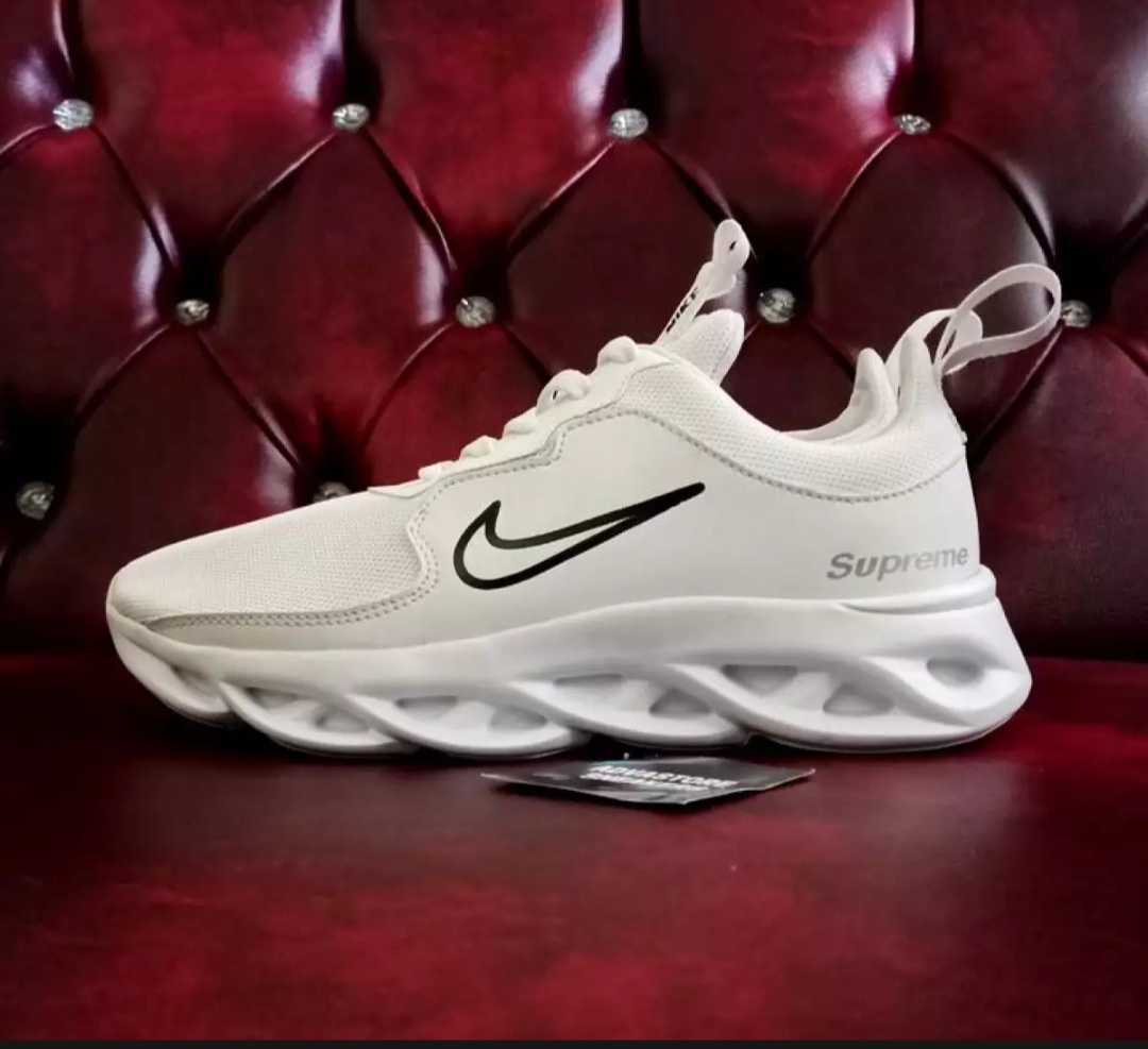 SNEAKERS21 : Sepatu Sneakers Pria dan Wanita  runing Terbaru