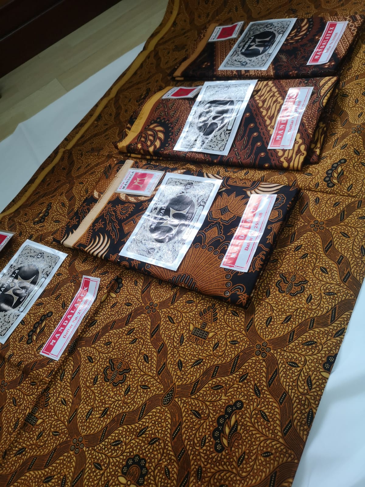 Kain Panjang Batik Wanita Mandala