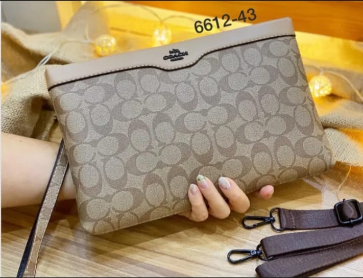 CLUTCH IMPORT / HANDBAG / SELEMPANG 26X16 / TAS WANITA TERBARU / TAS WANITA  MULTIFUNGSI ADA 2 TALI