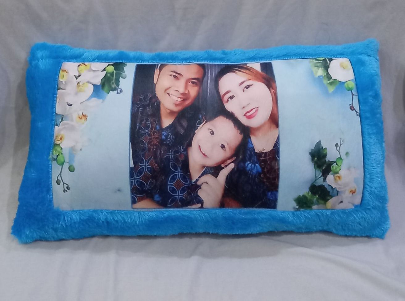 BANTAL CINTA costum foto sendiri 40x70cm murah hadiah pernikahan pernikahan ulang tahun wisuda CC100